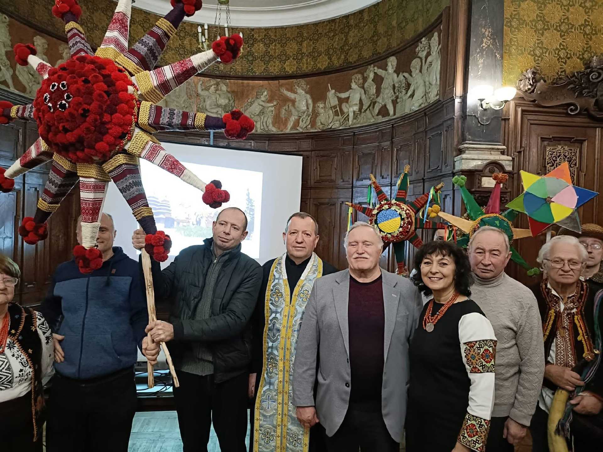 Різдвяну звізду, яку оздоблювали соснівчани, внесено до культурної спадщини України