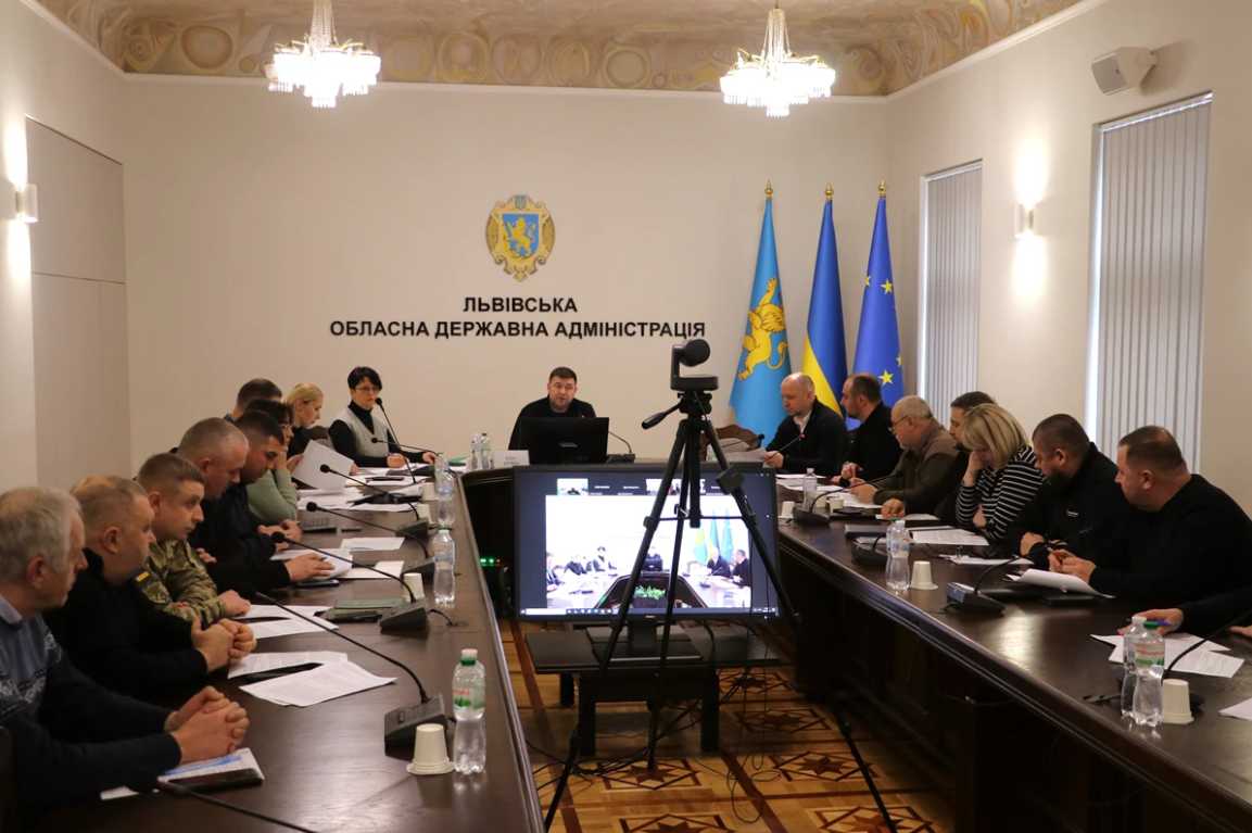 Державна надзвичайна протиепізоотична комісія при ЛОДА: менше випадків сказу, новий план заходів і посилений контроль