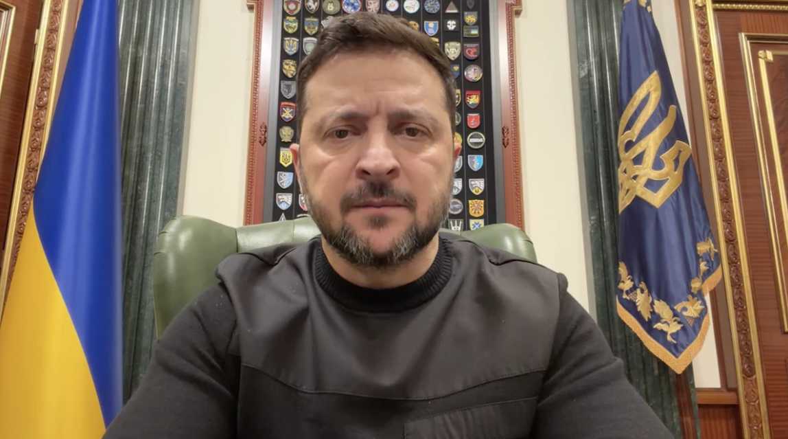 Навесні росіяни не збираються зменшувати кількість та цинізм ударів – звернення Президента