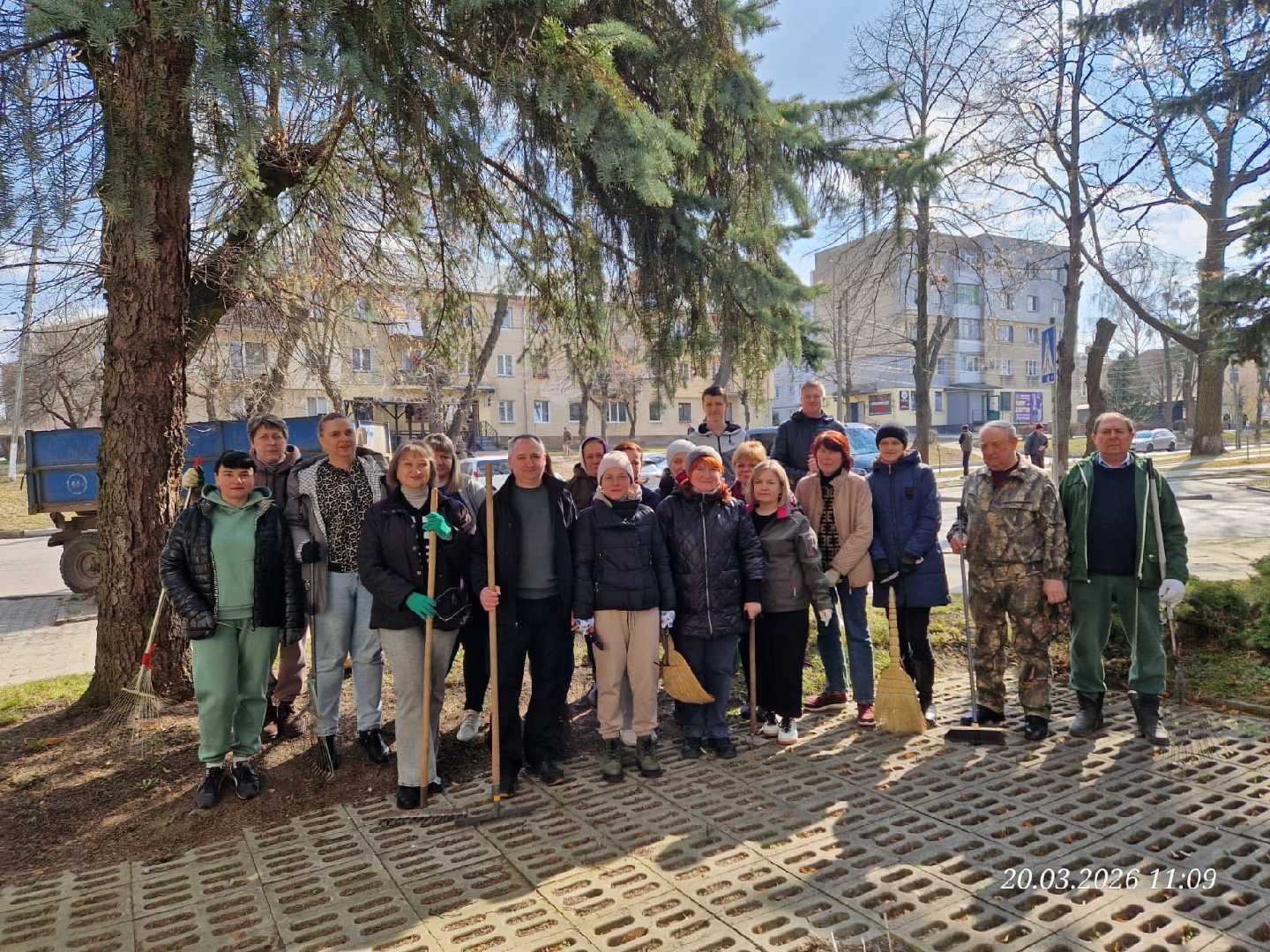 Колектив Шептицької РДА долучився до передвеликоднього прибирання