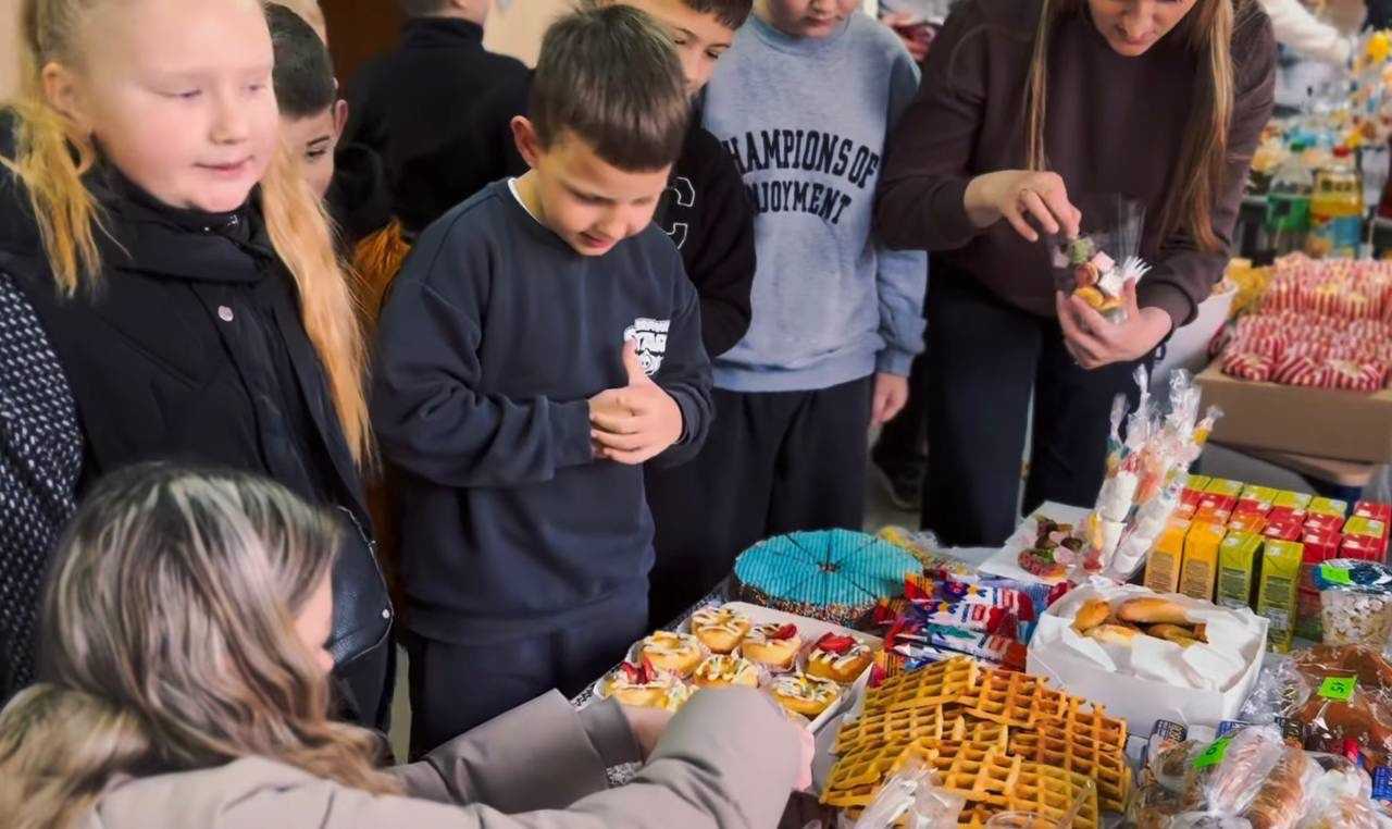 Гімназія імені родини Луговських провела благодійний ярмарок на підтримку ЗСУ